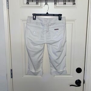 HUDSON WHITE CROPPED JEANS. Size 27
